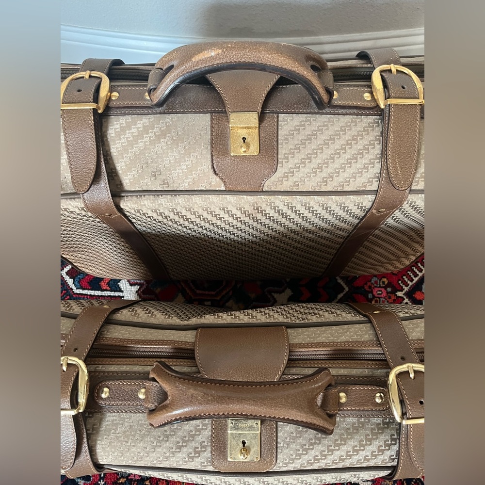 Vintage 1970’s Gucci Gg Monogram Suitcase Travel Luggages, Set of 2 - Picture 5 of 16